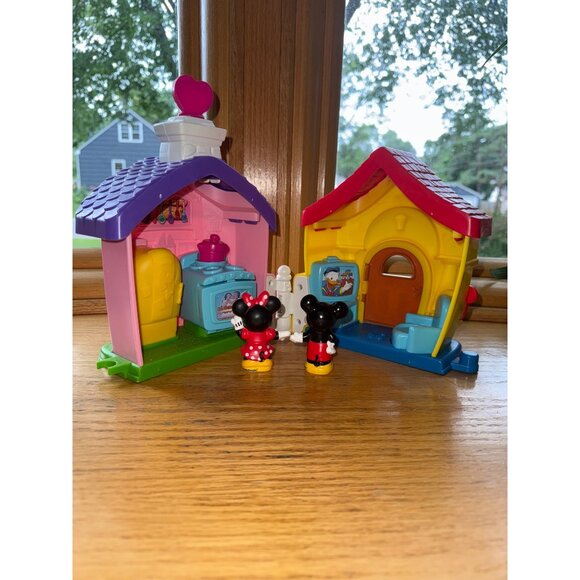 Fisher-Price Little People Disney Mickey & Minnies House Playset - Picture 2 of 5